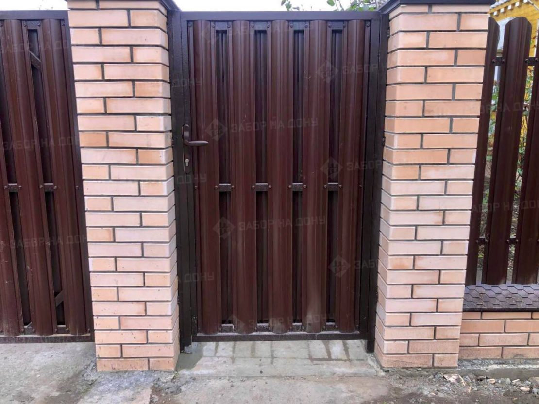 Калитка из евроштакетника  в Динской
